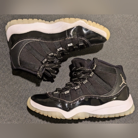 jordan 11 size 12c